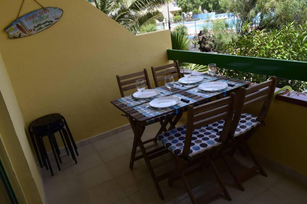 Appartement Bouganville Rez-De-Chaussee Wifi Costa De Antigua Exteriör bild