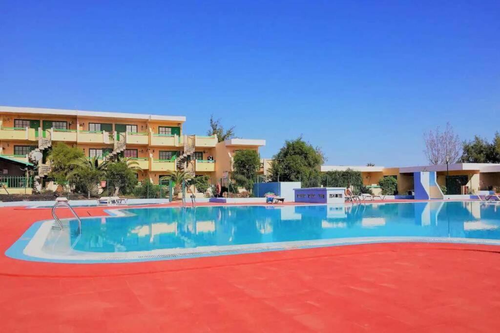 Appartement Bouganville Rez-De-Chaussee Wifi Costa De Antigua Exteriör bild